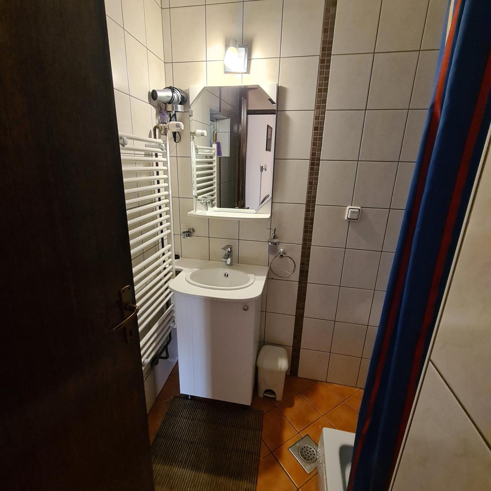 Guesthouse Kod Mosta 카를로바츠 외부 사진